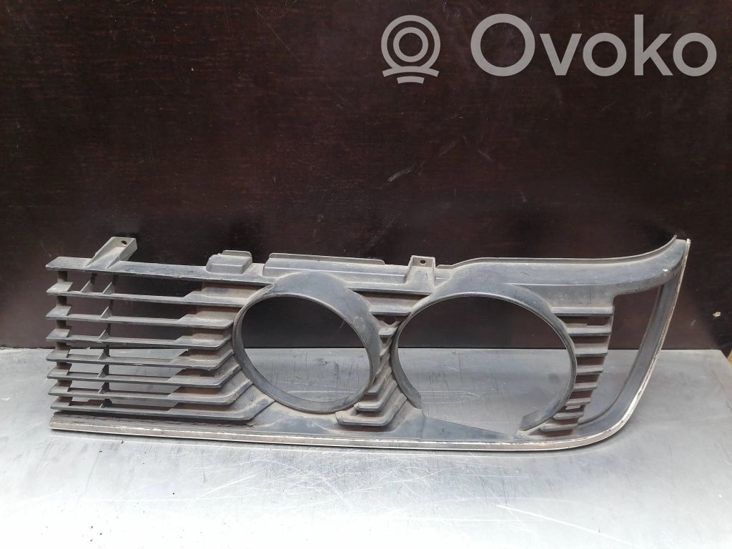 BMW 7 E23 Under headlight/headlamp trim 