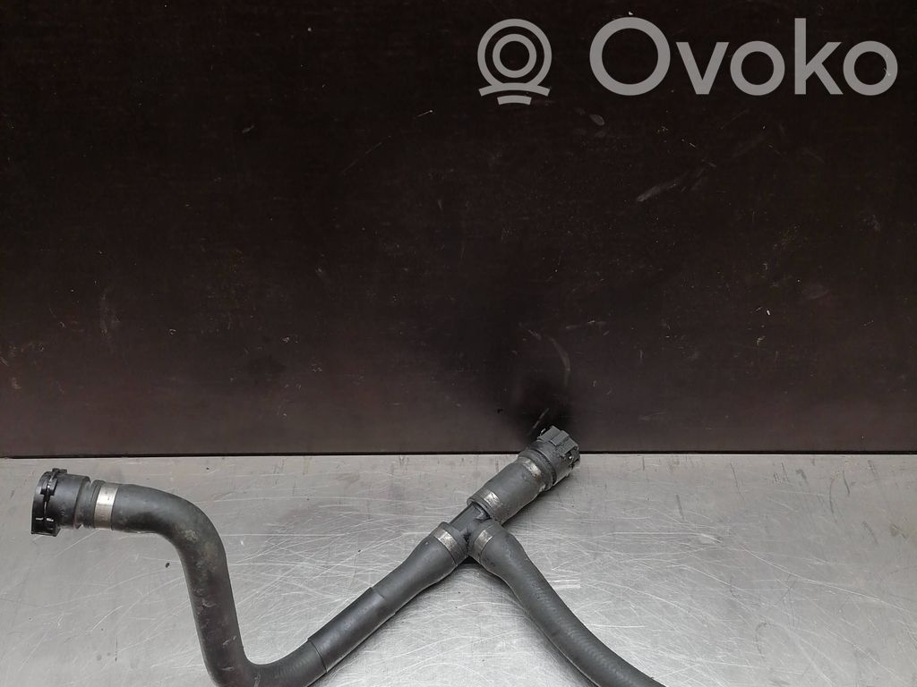 BMW 5 E60 E61 Engine coolant pipe/hose 