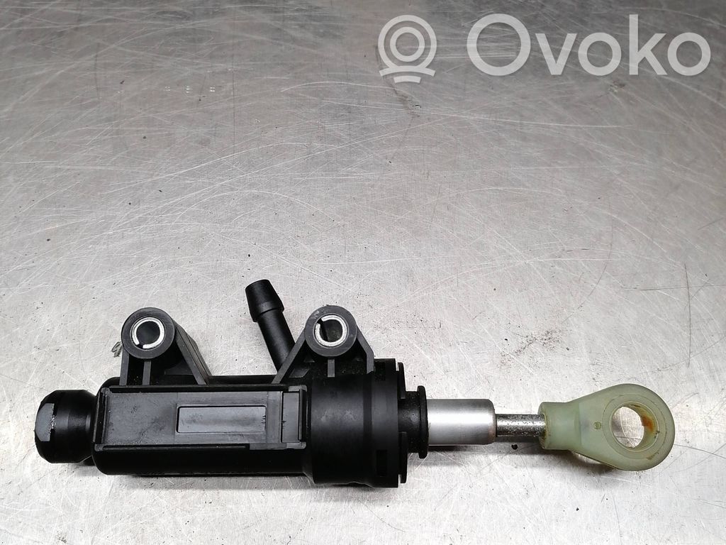BMW 3 F30 F35 F31 Cilindro maestro de embrague 