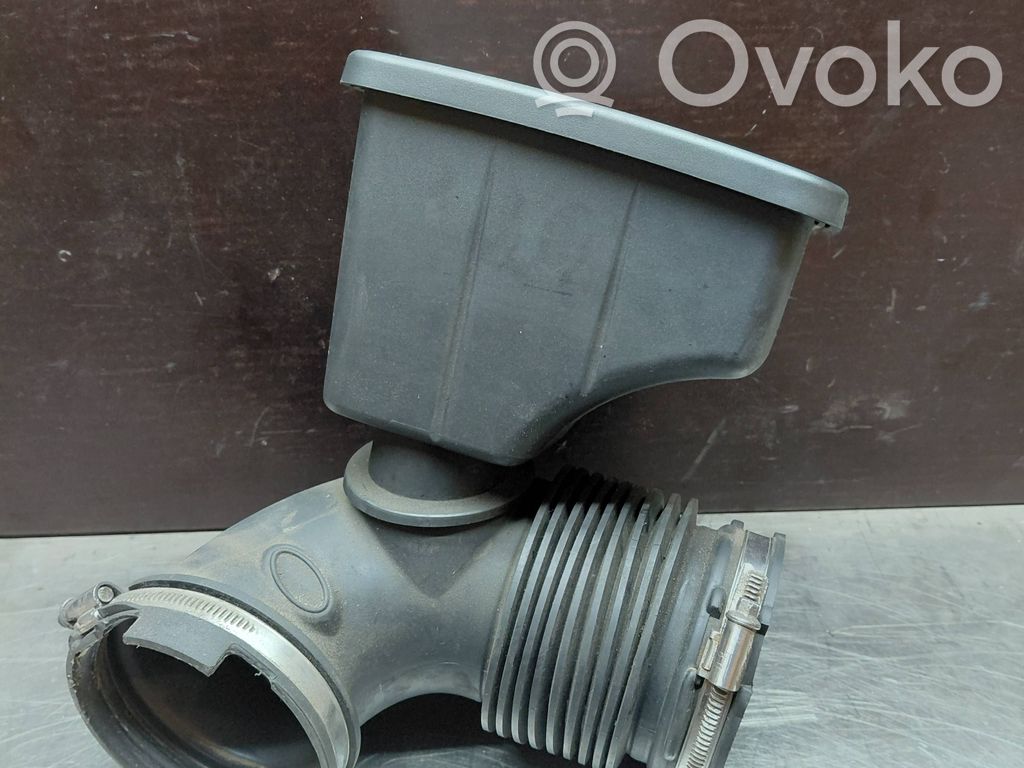 BMW 6 E63 E64 Air intake duct part 