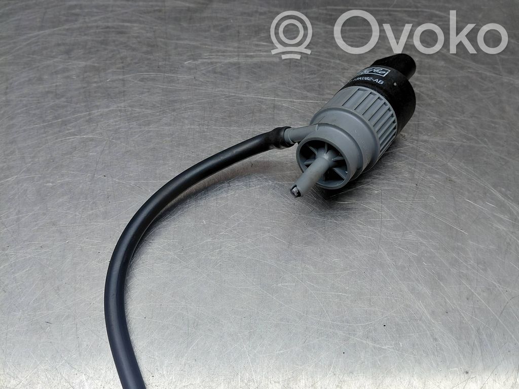 Ford Mondeo MK IV Windscreen/windshield washer pump 