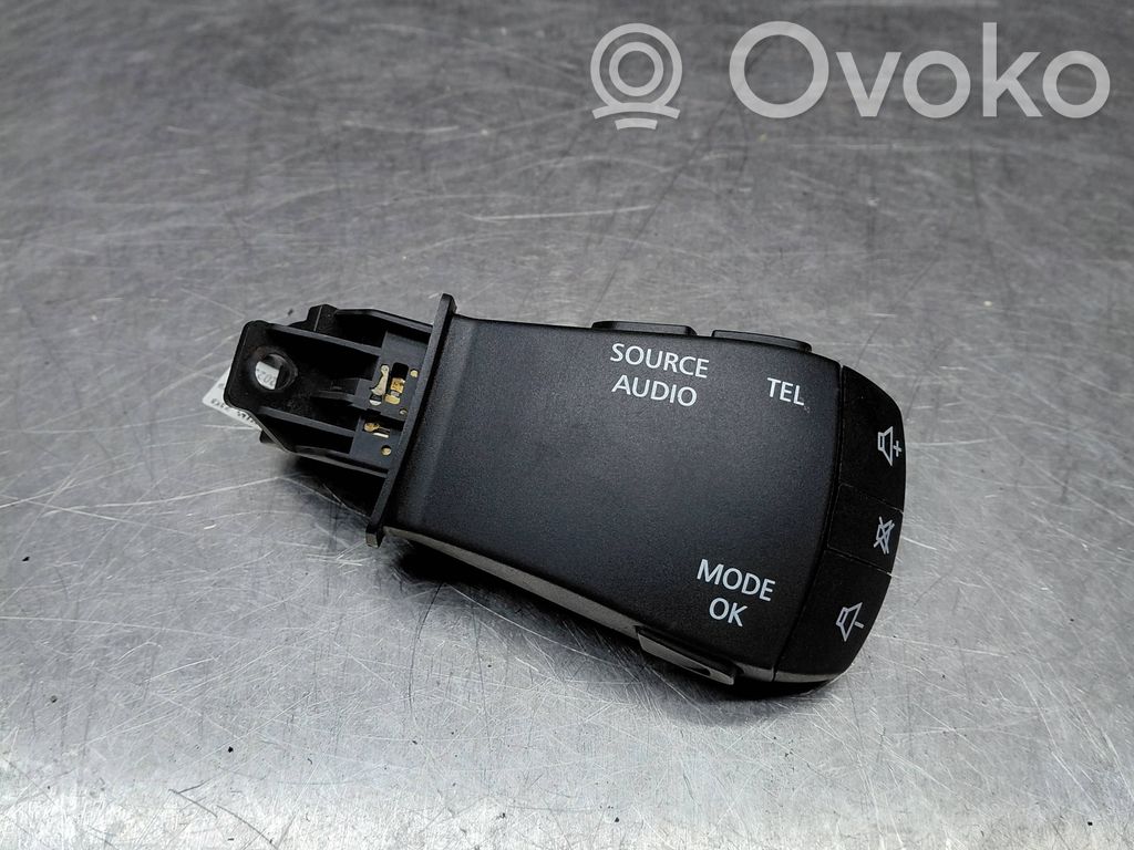 Renault Megane IV Head unit multimedia control 