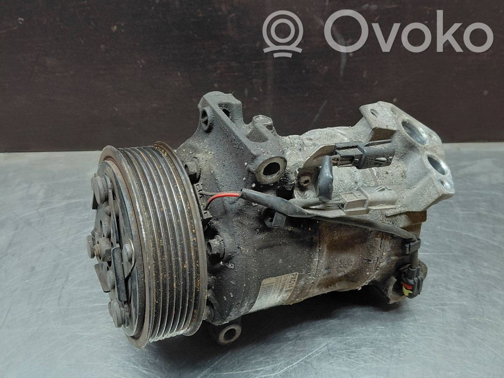 Renault Megane IV Air conditioning (A/C) compressor (pump) 