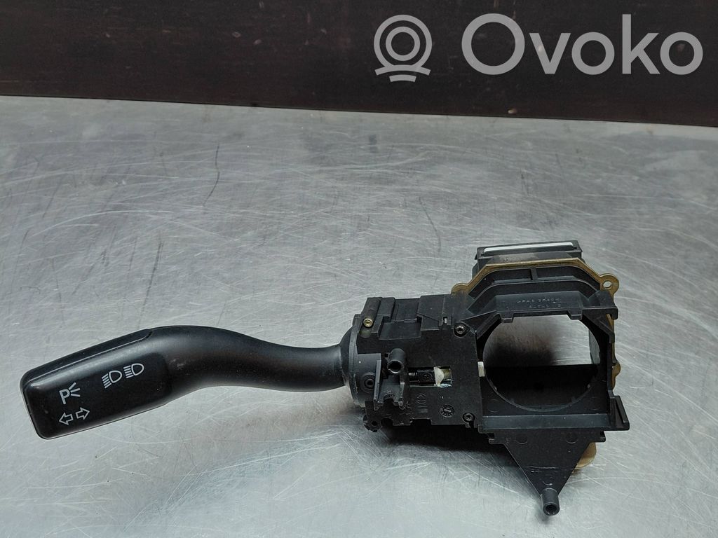 Audi A8 S8 D3 4E Indicator stalk 