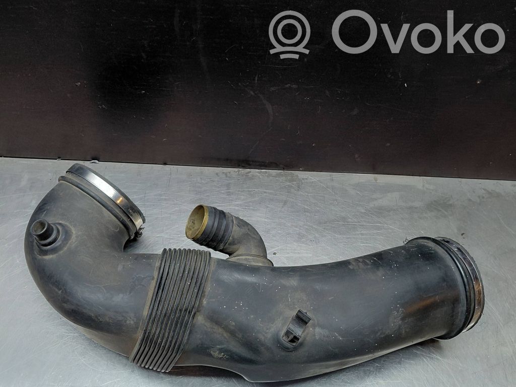 Audi A8 S8 D3 4E Ilmanoton letku 