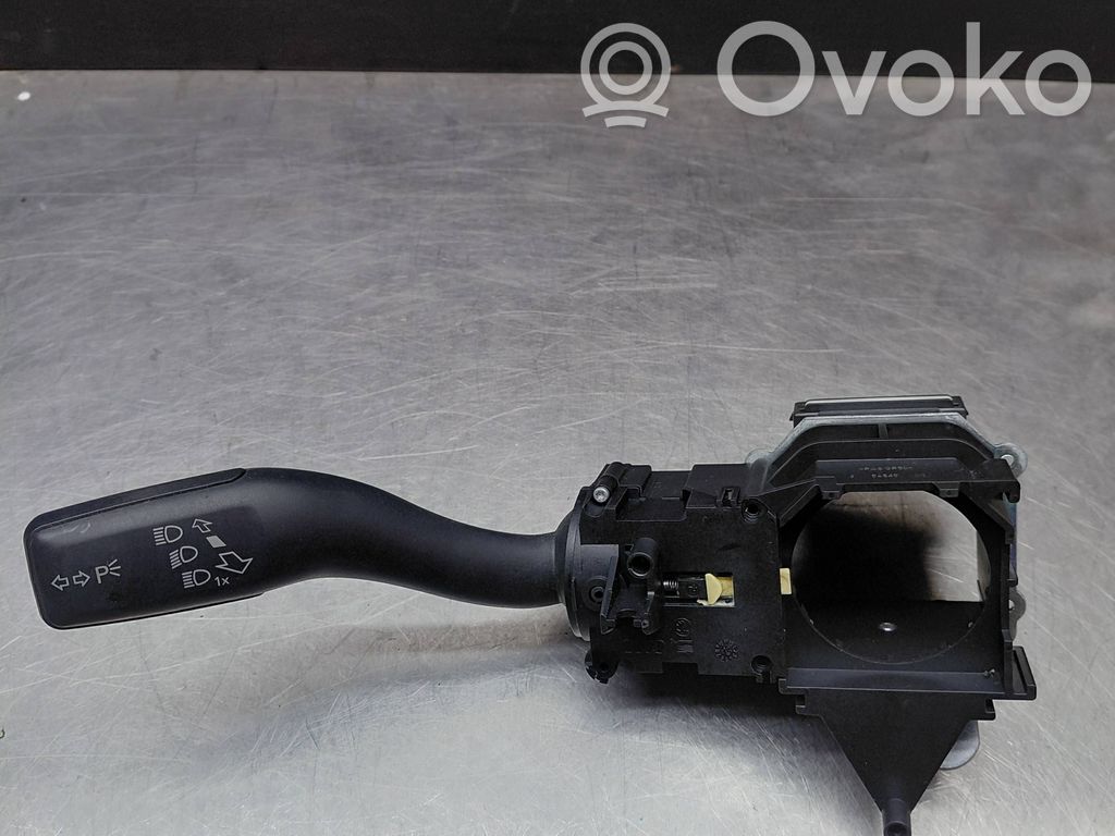 Audi A6 S6 C6 4F Indicator stalk 