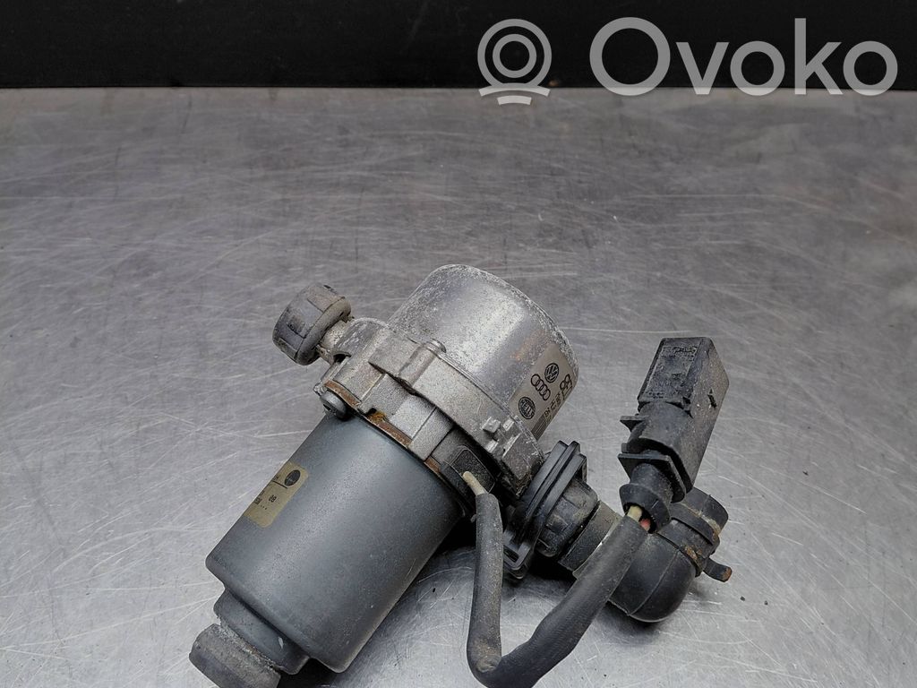 Audi A6 S6 C6 4F Bomba de vacío 