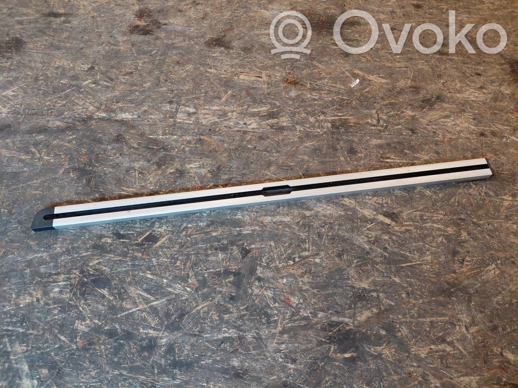Audi A6 S6 C6 4F Kita bagažinės apdailos detalė 