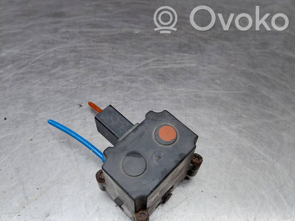 BMW 5 E60 E61 Air suspension valve block 
