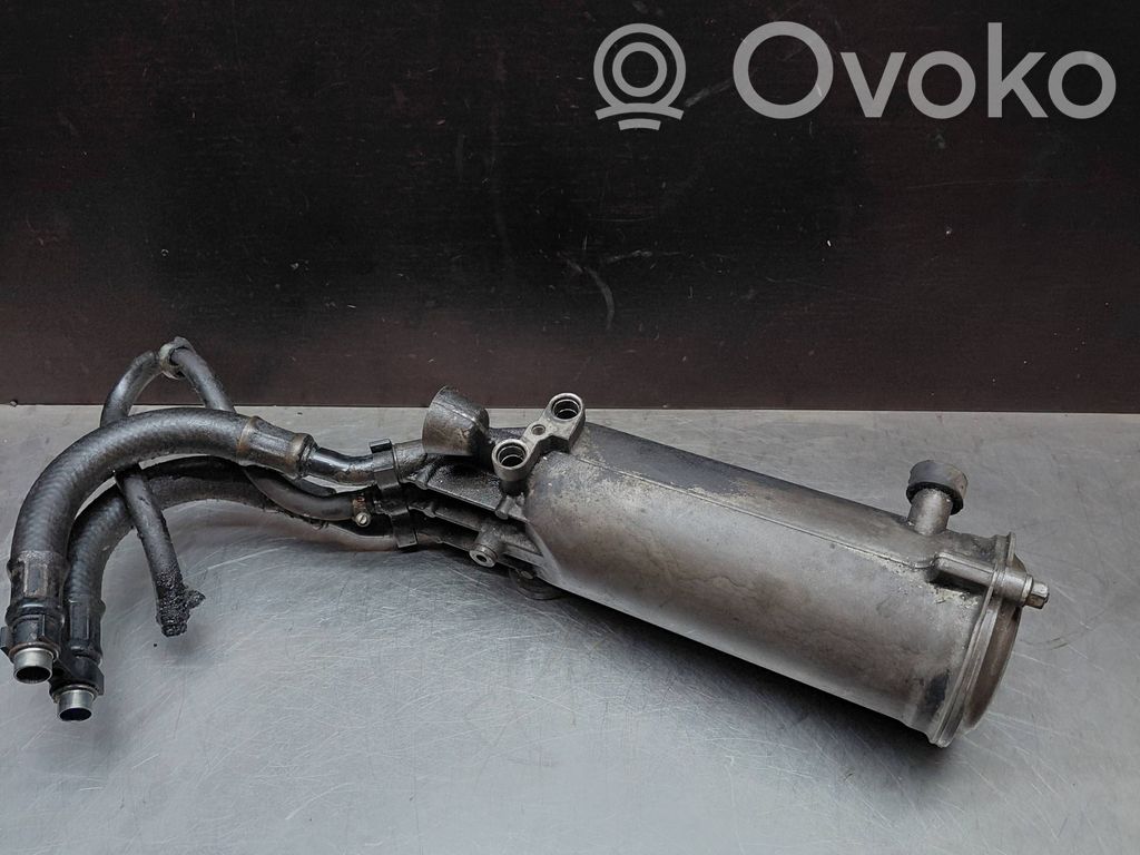 BMW 5 E34 Oil filter mounting bracket 