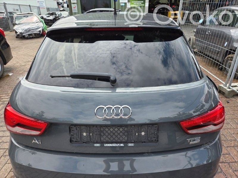 Audi A1 Puerta del maletero/compartimento de carga 