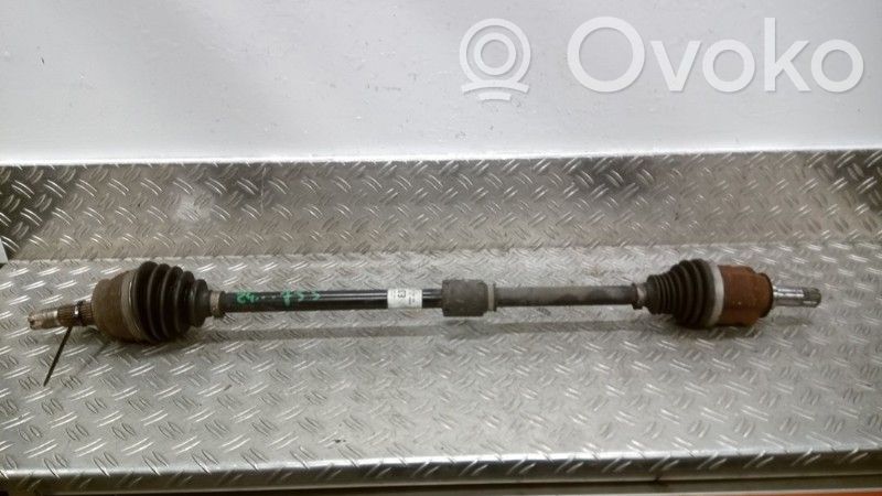 Opel Corsa D Priekinis pusašis 