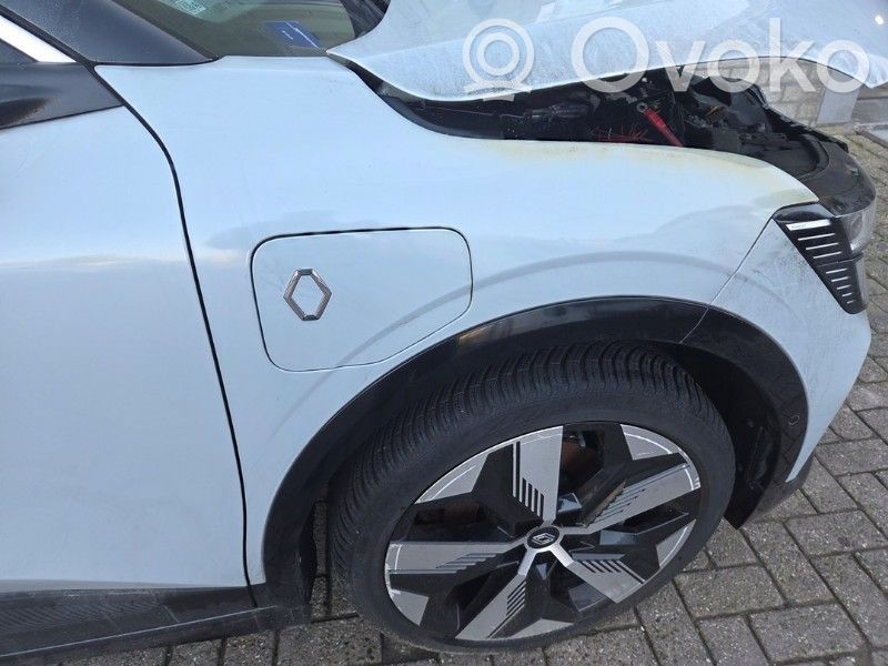 Renault Megane E-Tech Spārns 