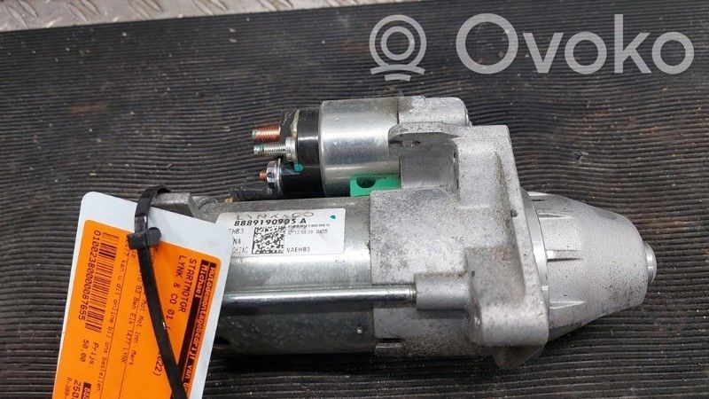 Lynk & co 01 Starteris 