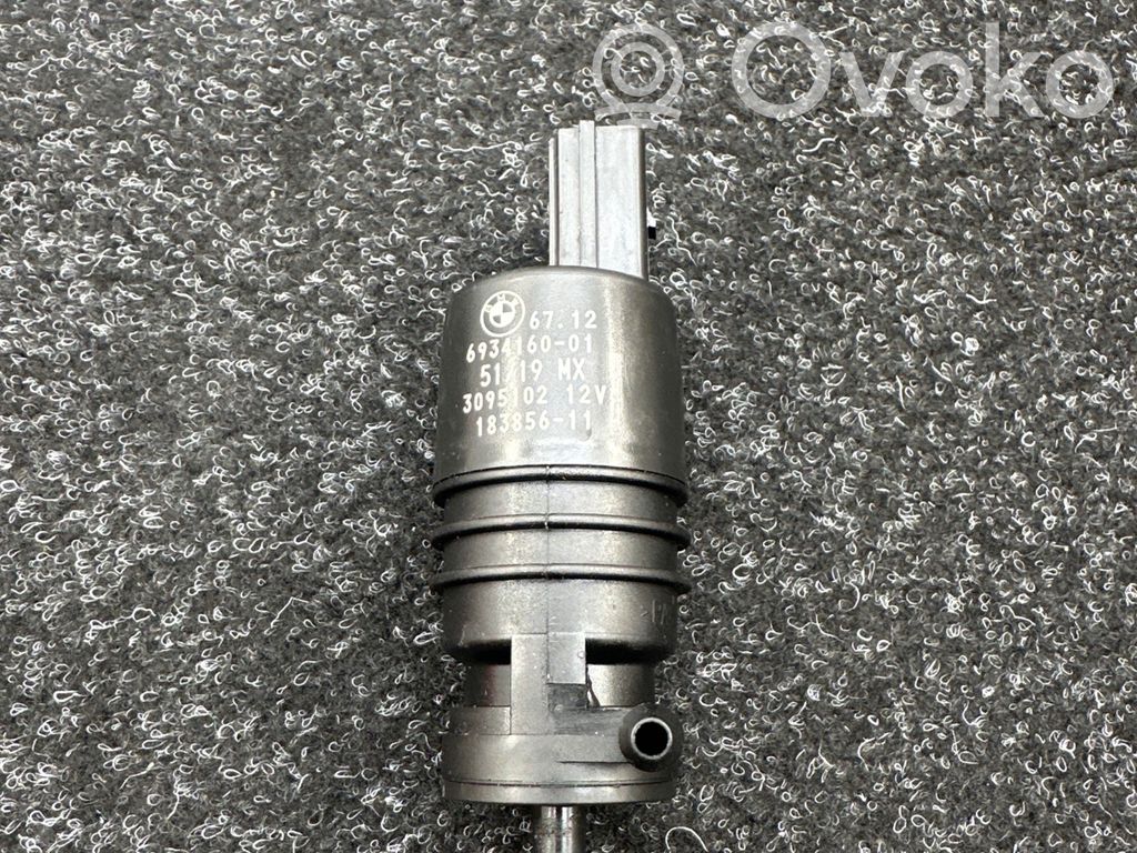 BMW 4 F32 F33 Насос оконной жидкости (стекол) 