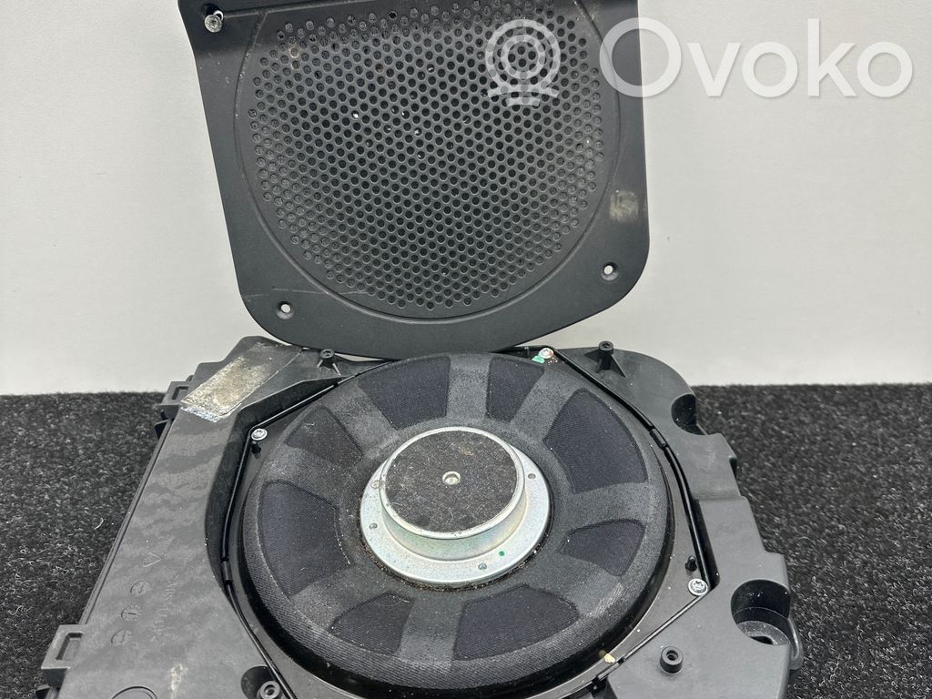 BMW 6 F06 Gran coupe Subwoofer 