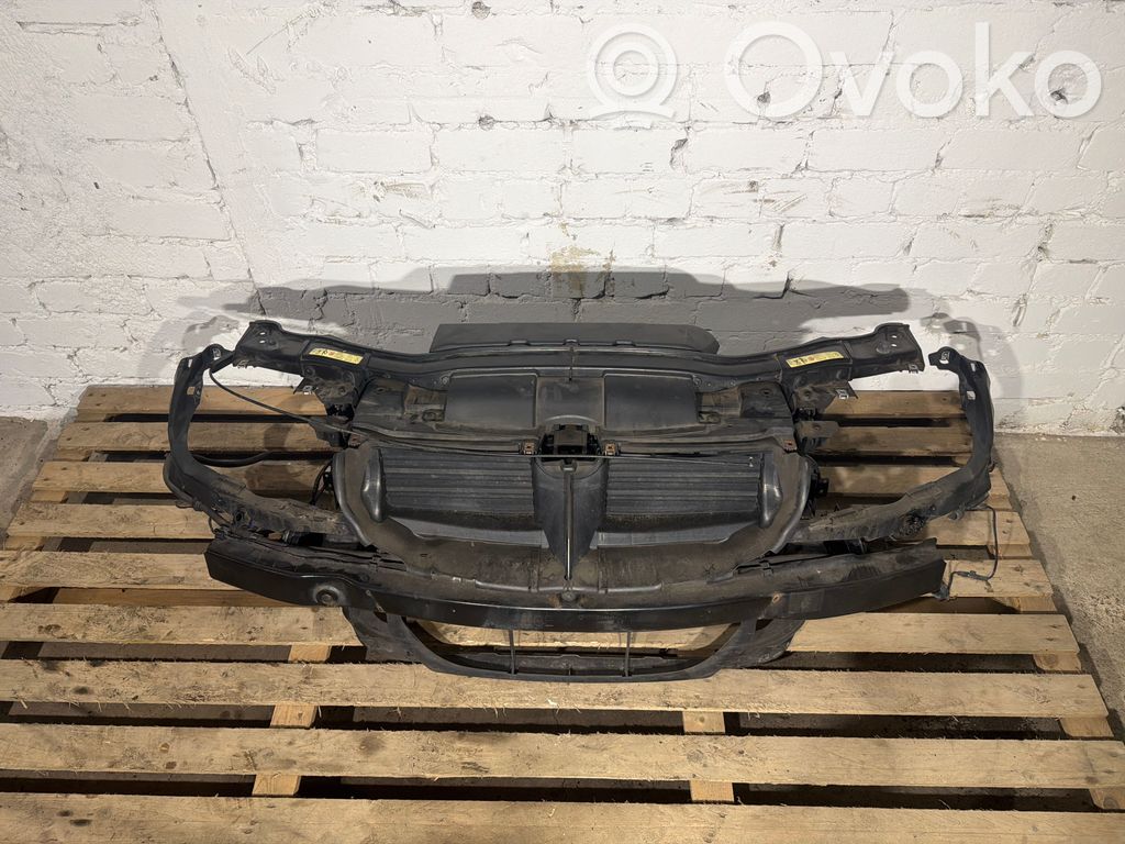 Front bumper mounting bracket   7146645,7211223,7791985