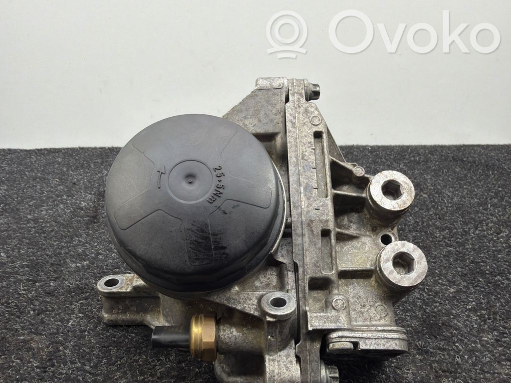 BMW 4 F32 F33 Oil filter mounting bracket 