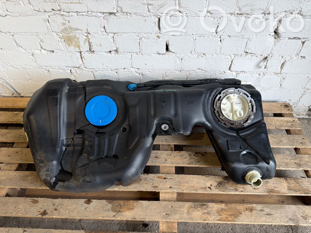 BMW 3 F30 F35 F31 Zbiornik paliwa 