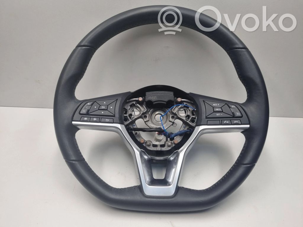 Nissan Qashqai Ohjauspyörä 