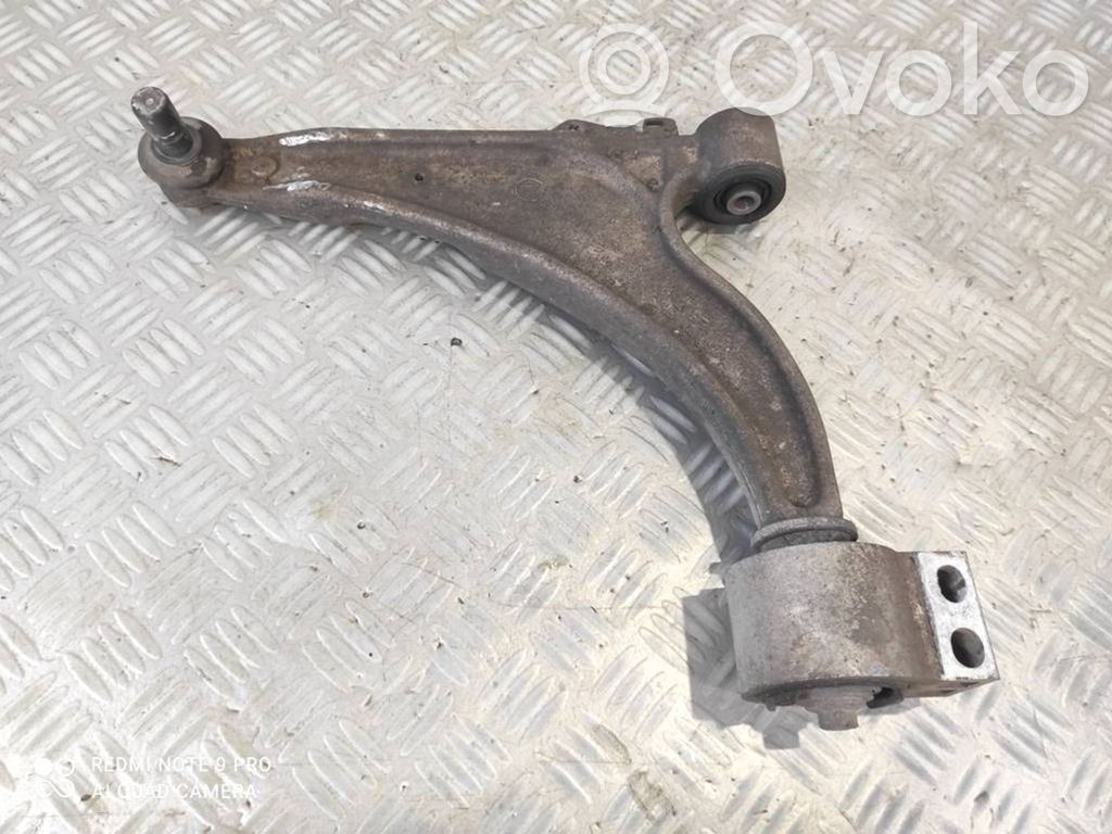Opel Astra J Рычаг 