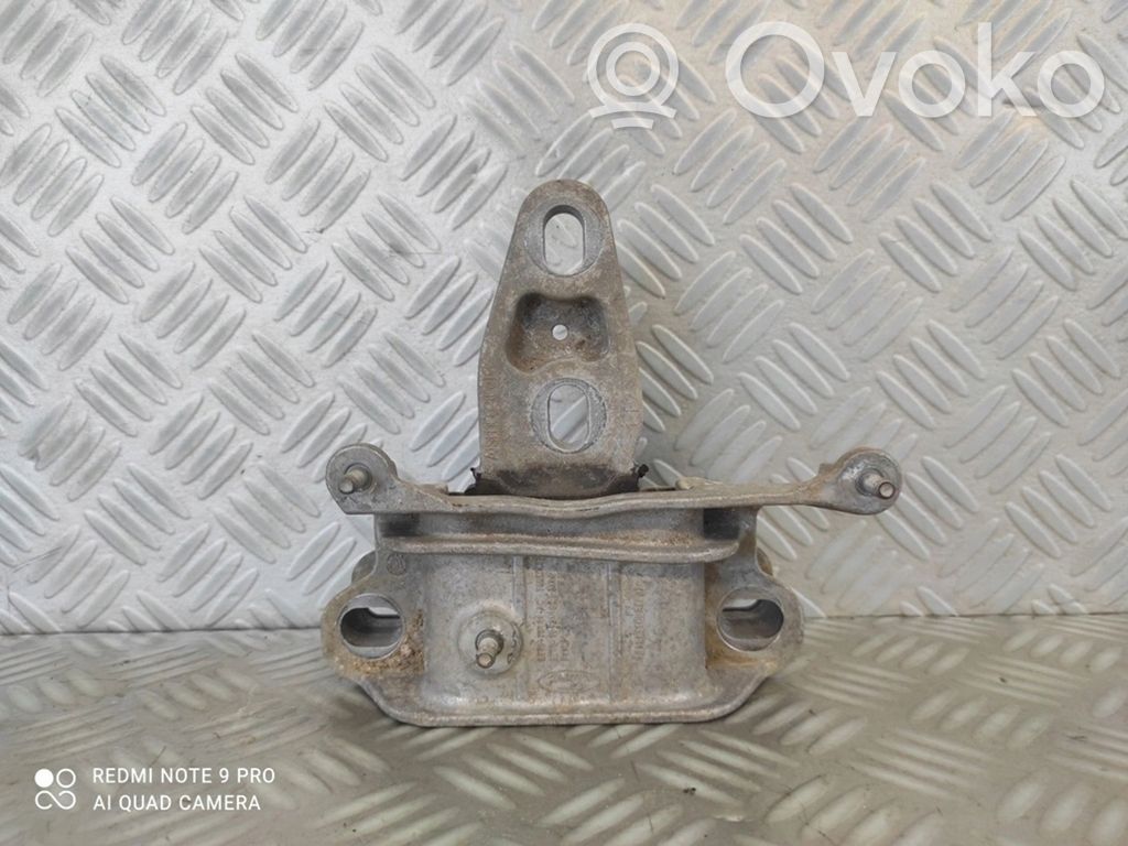 Ford Transit Custom Engine mount bracket 