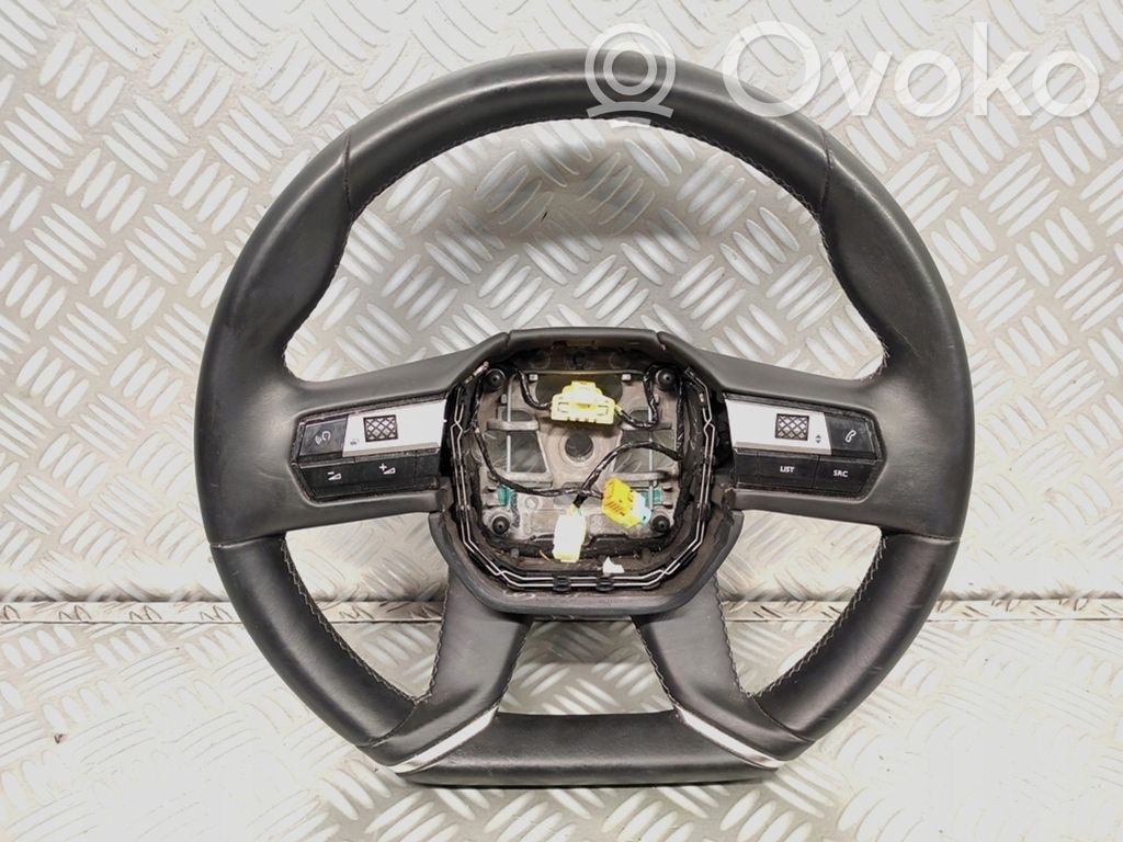 Citroen DS7 Crossback Ohjauspyörä 