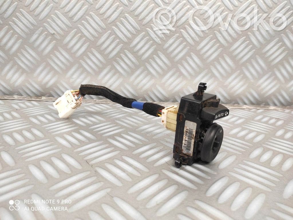 KIA Carens III Wing mirror switch 