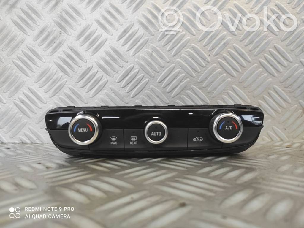 Opel Mokka B Climate control/heater control trim 
