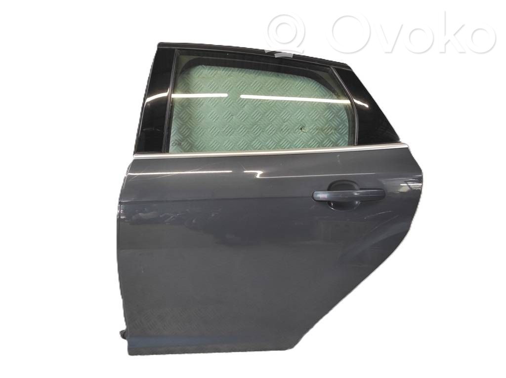 Rear door