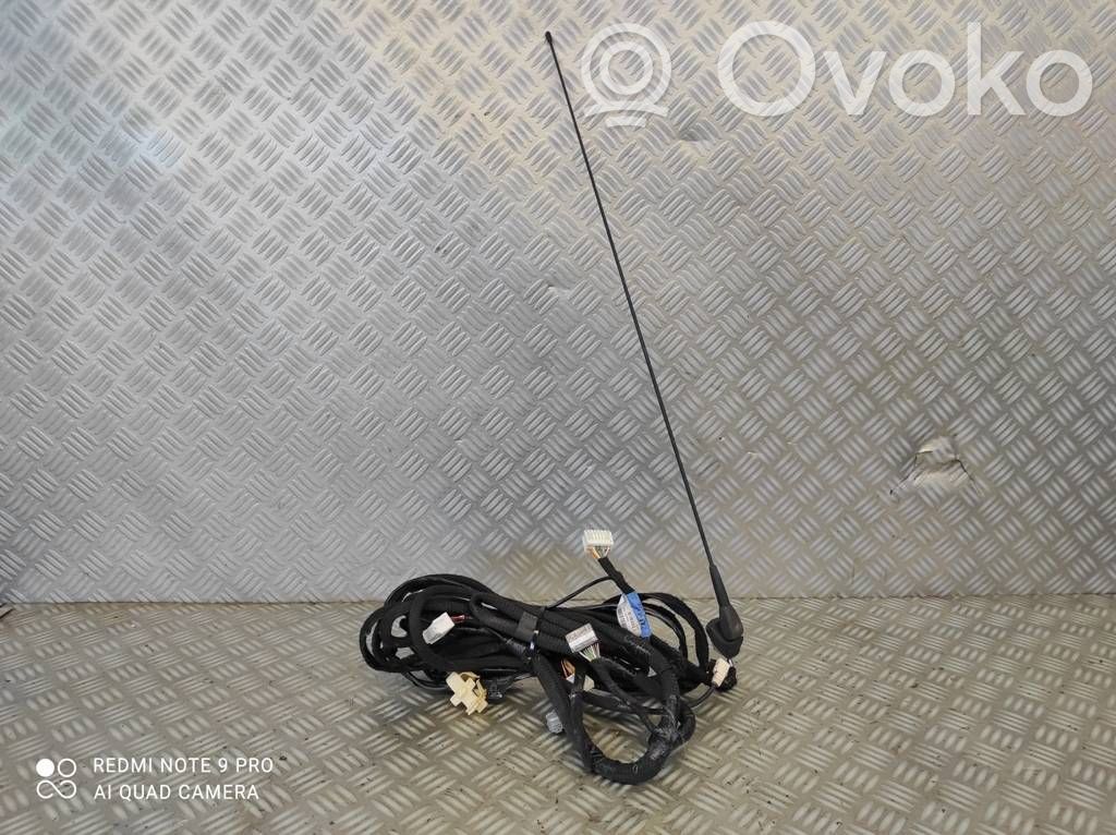 Renault Trafic III (X82) Antena radiowa 