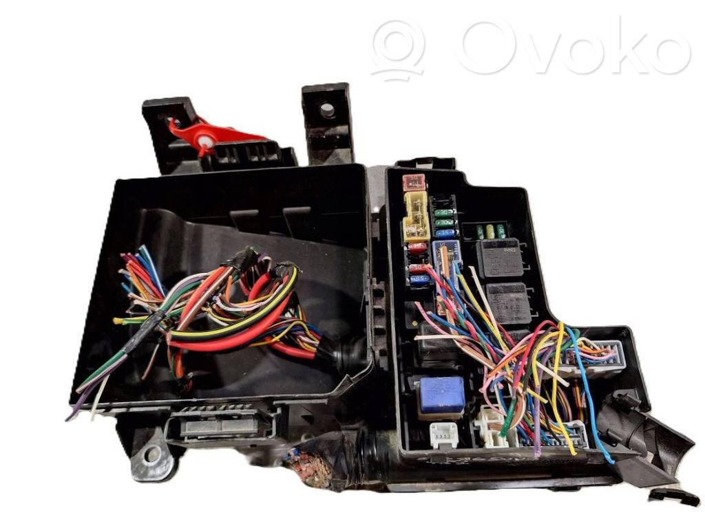 Renault Koleos I Fuse module 
