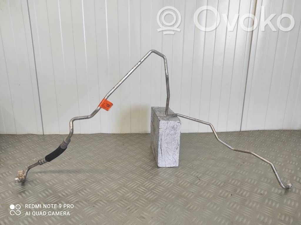 Ilmastointilaitteen putki (A/C)   JT7119N651BB