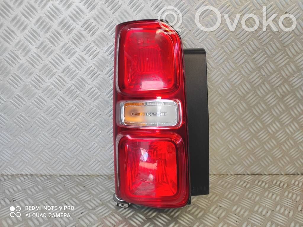 Peugeot Expert Rear/tail lights 