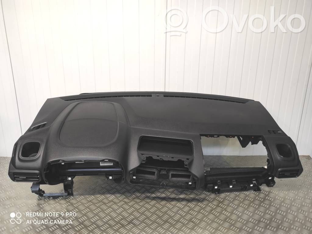 Citroen Berlingo Panelis 