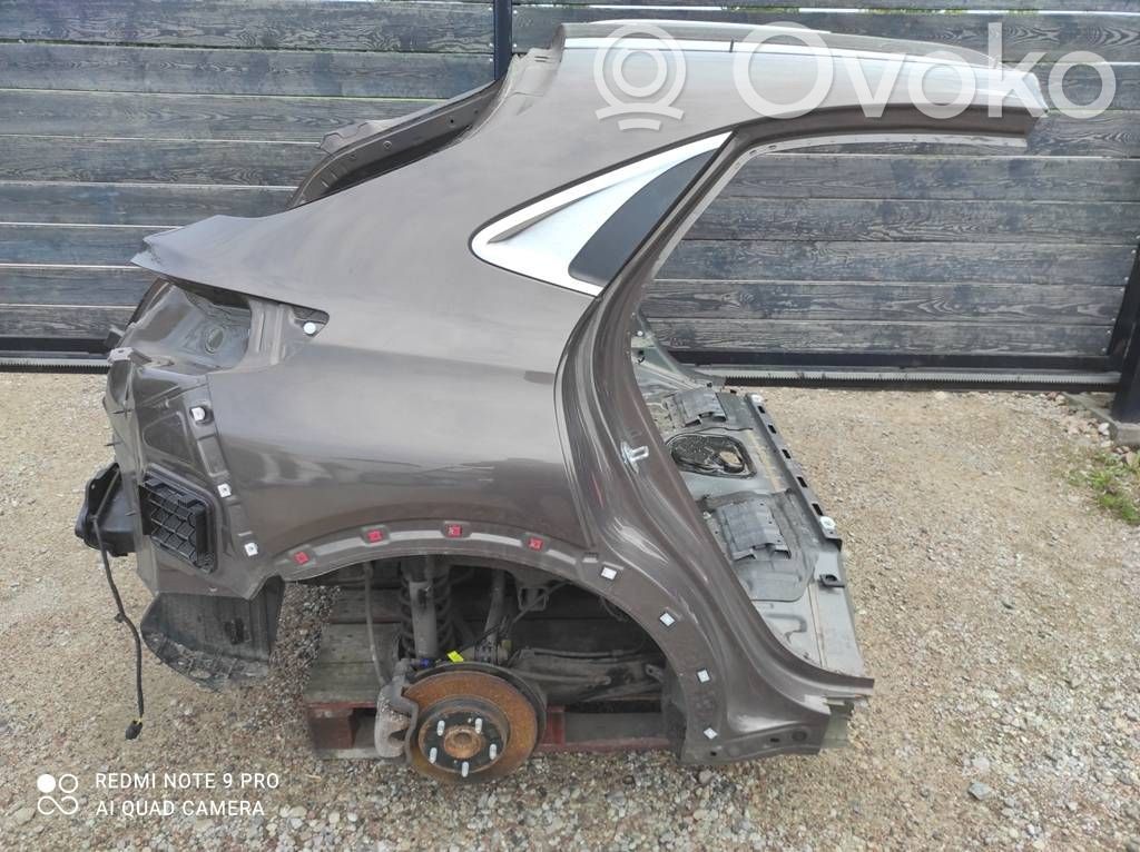 KIA Xceed Panel lateral trasero 