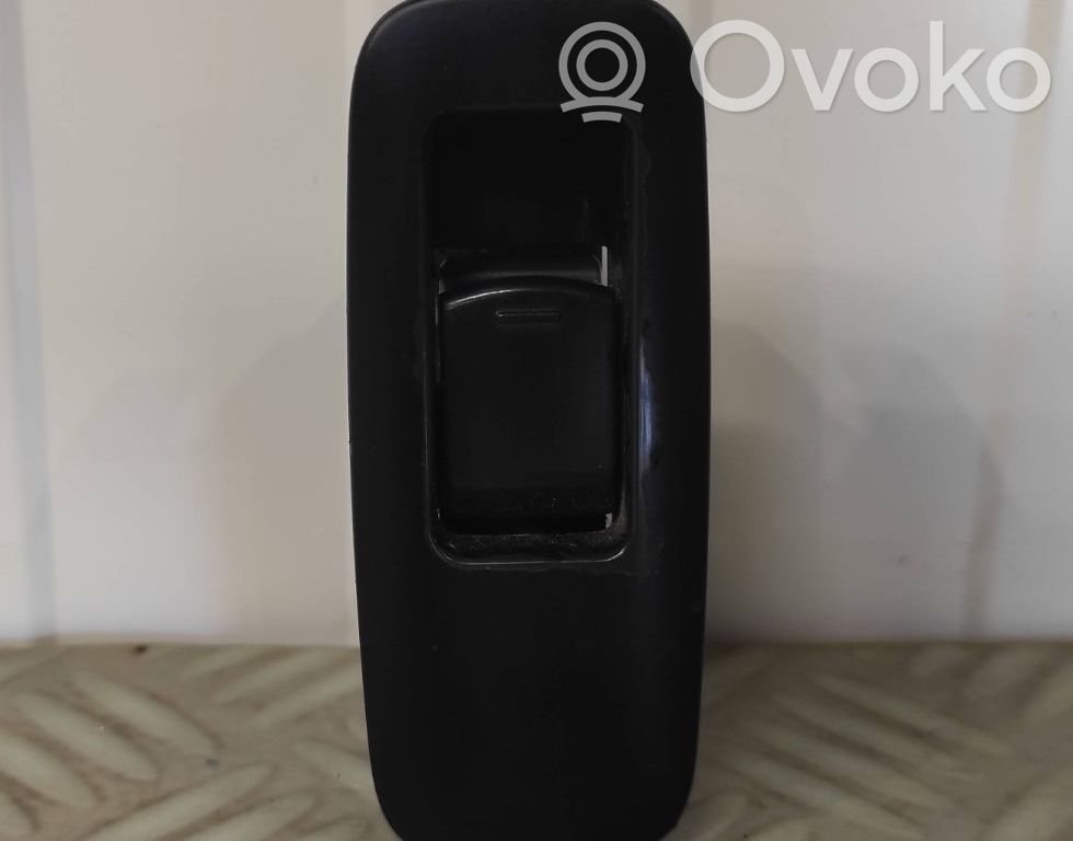 Nissan Qashqai Comutator comandă geamuri electrice 