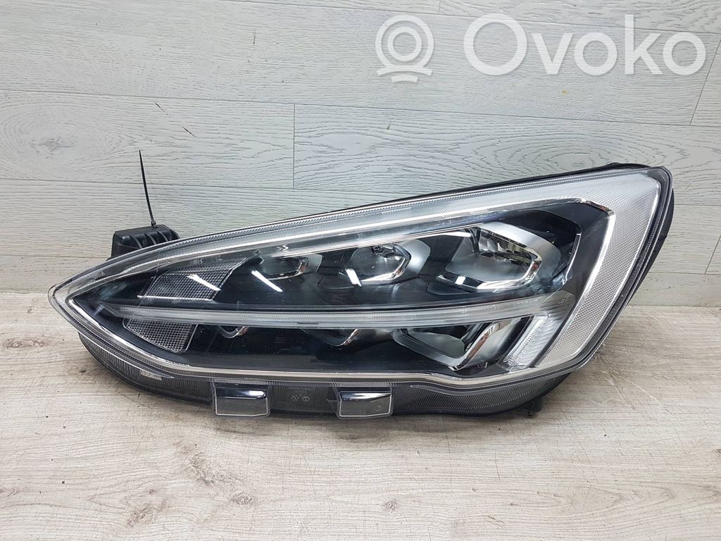 Ford Focus Headlight/headlamp 