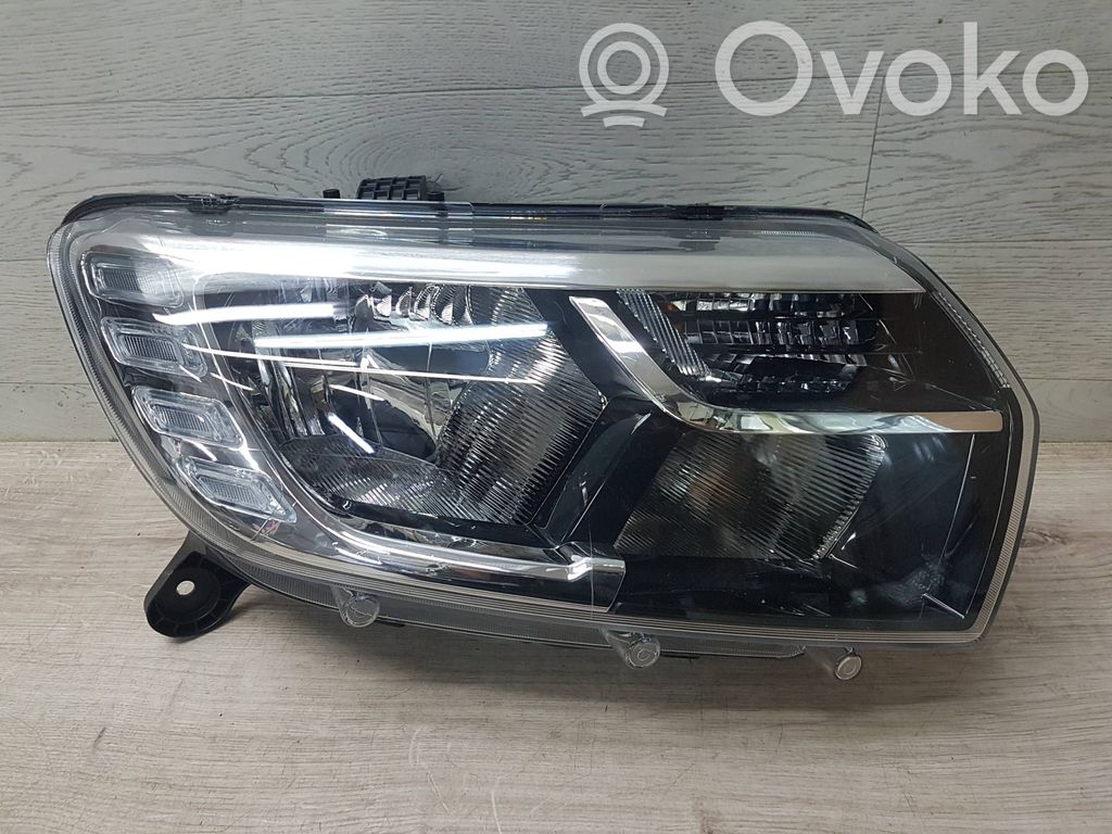 Dacia Sandero II Faro/fanale 