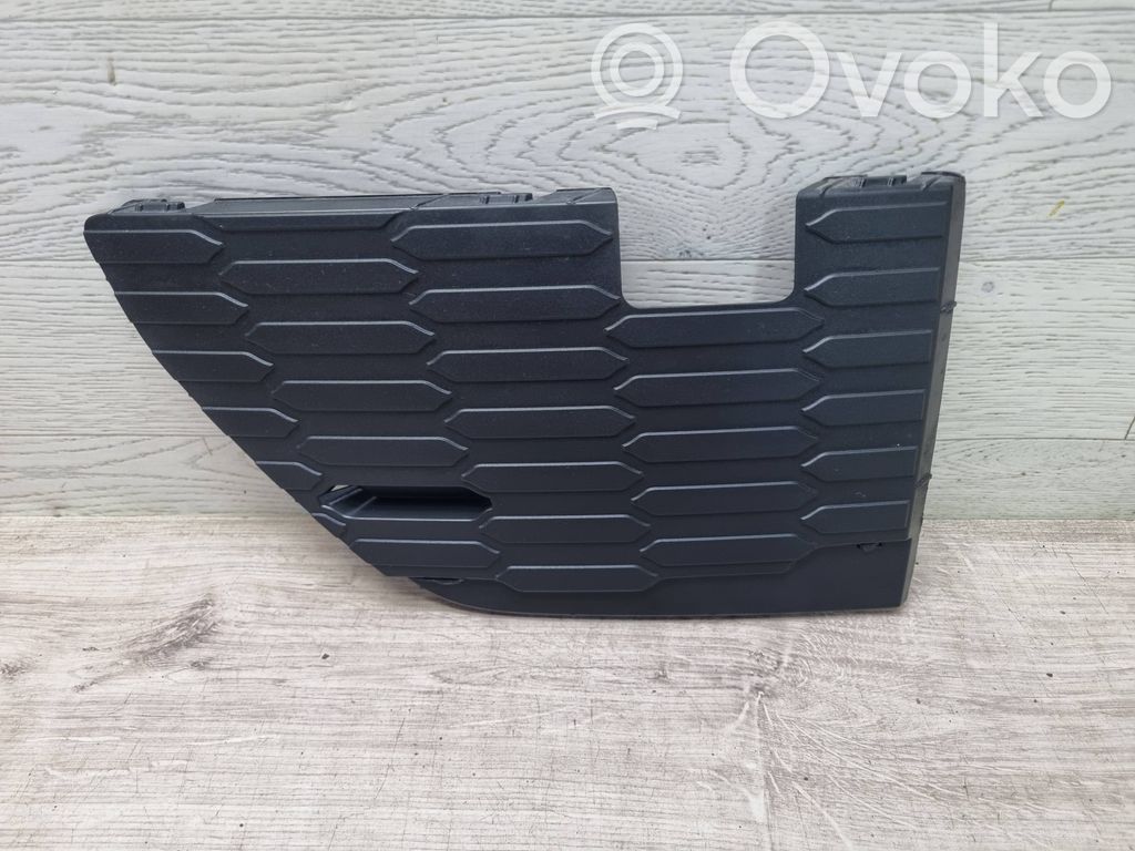 Audi Q7 4M Front bumper lower grill 