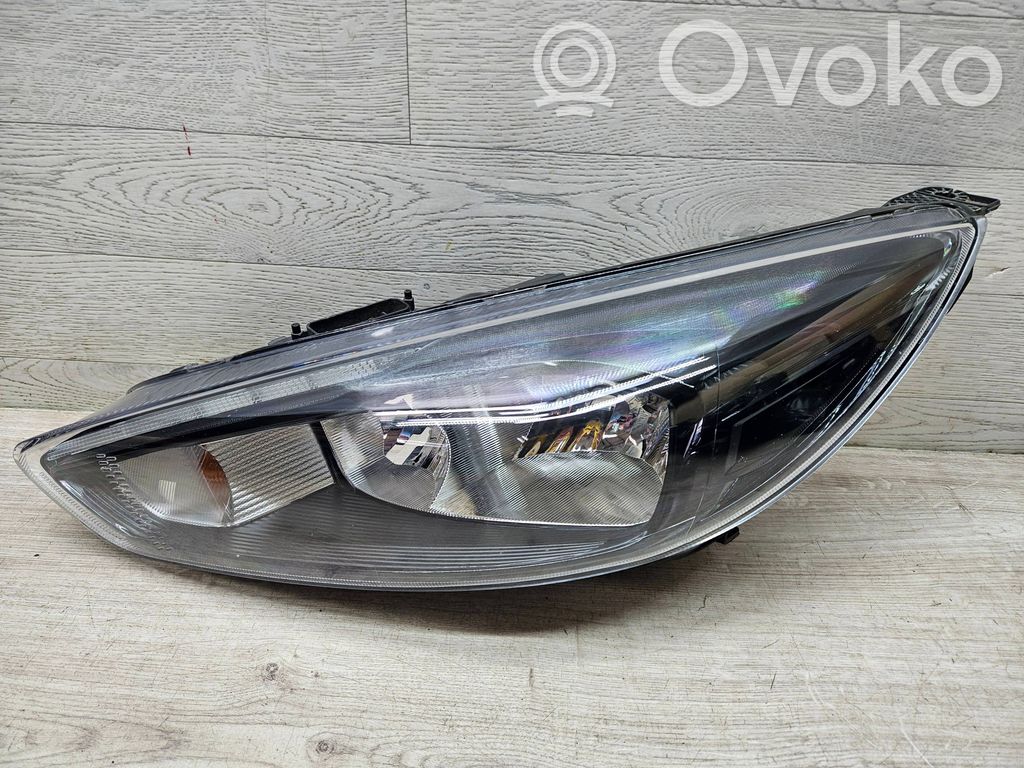 Ford Focus Scheinwerfer 
