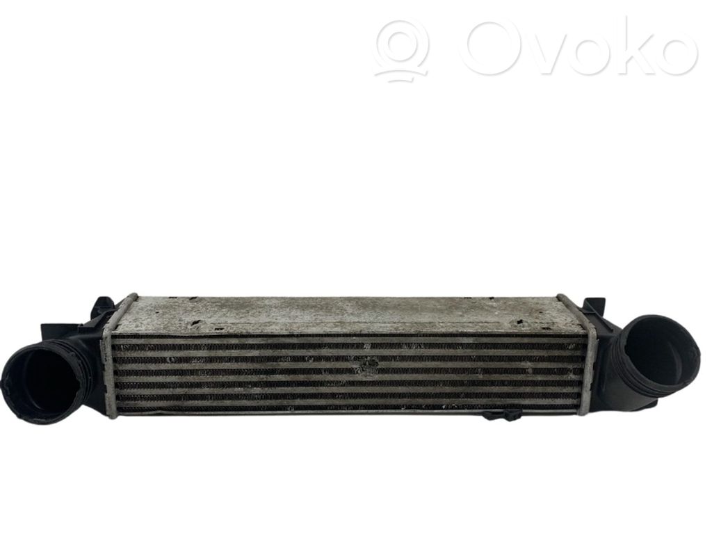 BMW 3 E90 E91 Interkūlerio radiatorius 