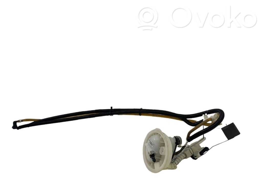 BMW 3 E90 E91 Polttoainesäiliön pumppu 