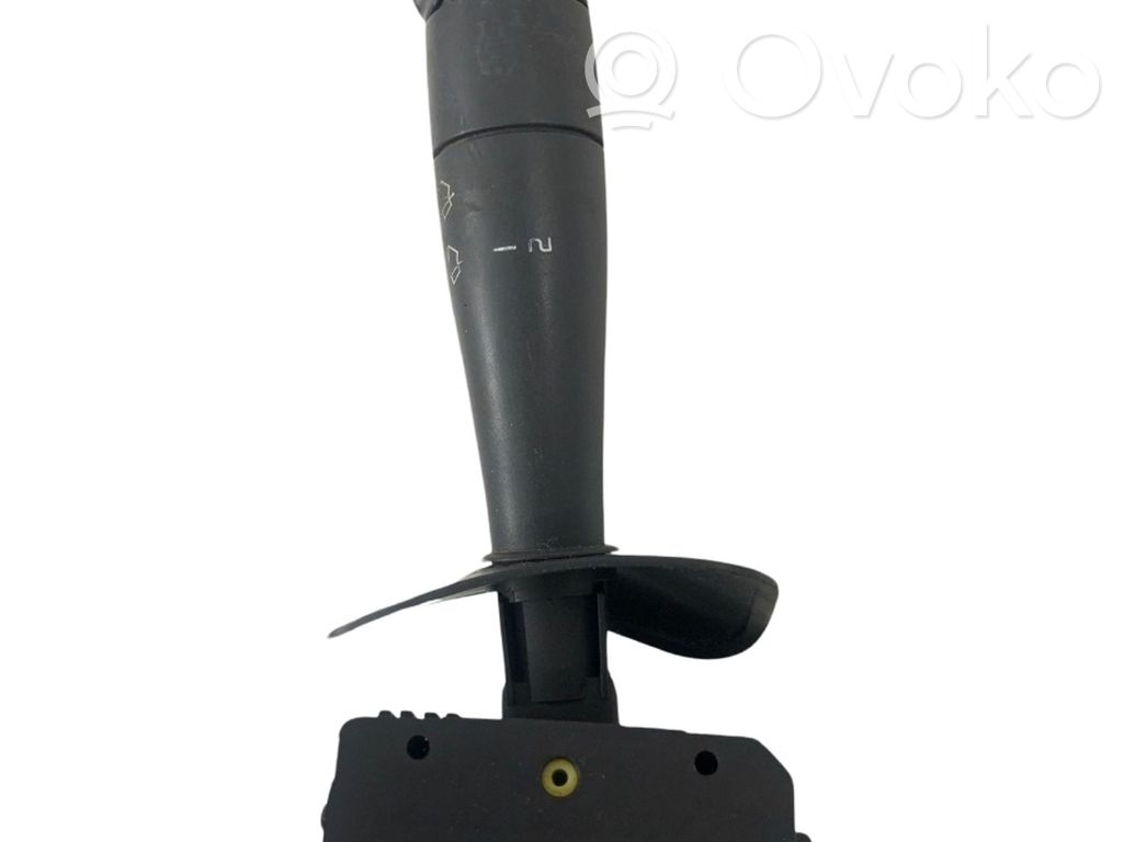 Dacia Logan I Wiper control stalk 