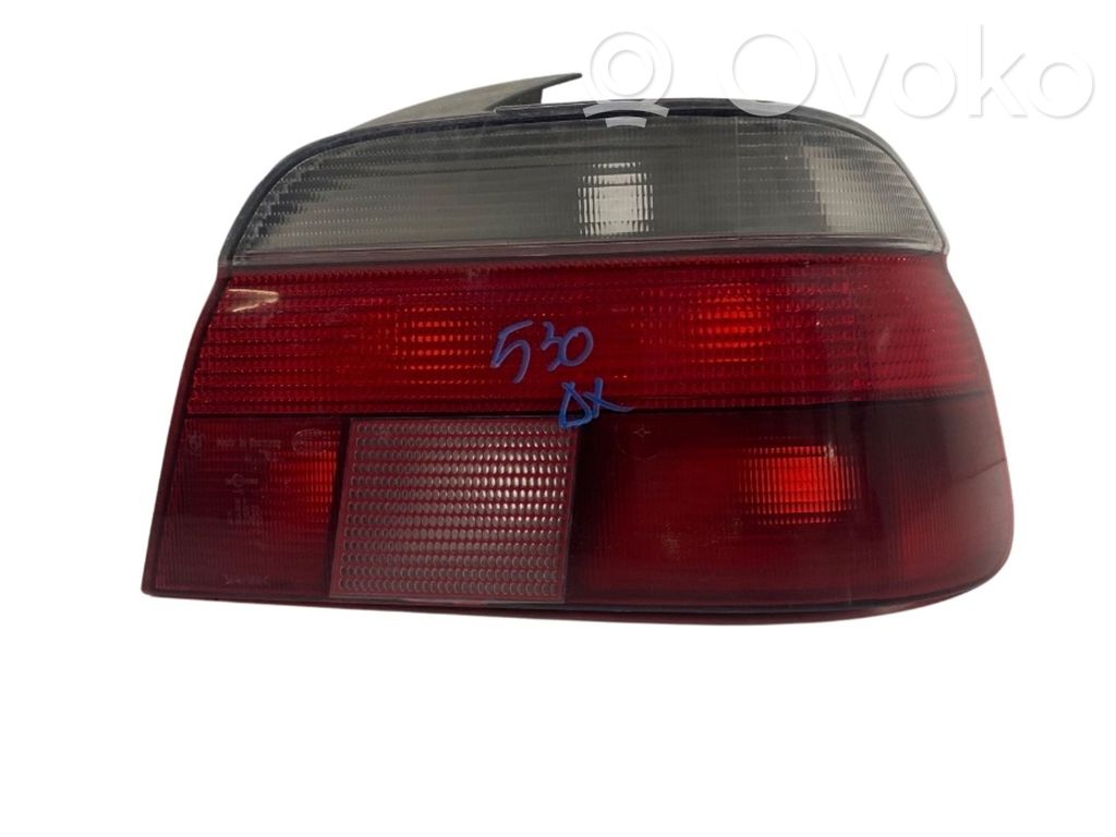 Rear/tail lights   2496298