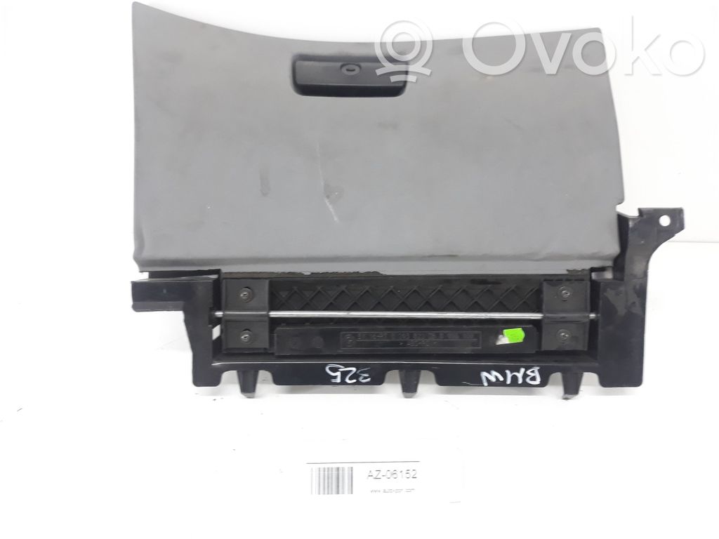 Handschuhfach komplett   8196100