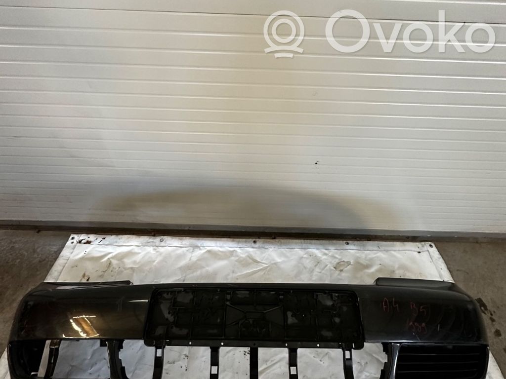 Audi A4 S4 B5 8D Priekšējais bamperis 