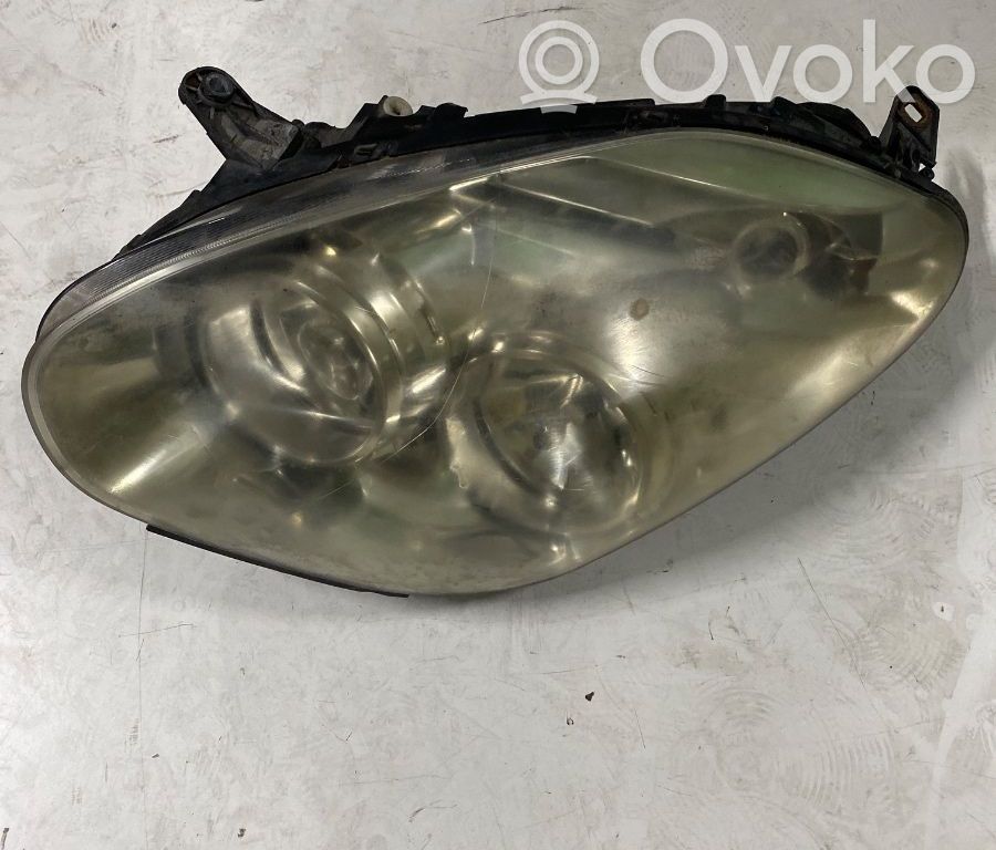 Priekšējais lukturis   51909057