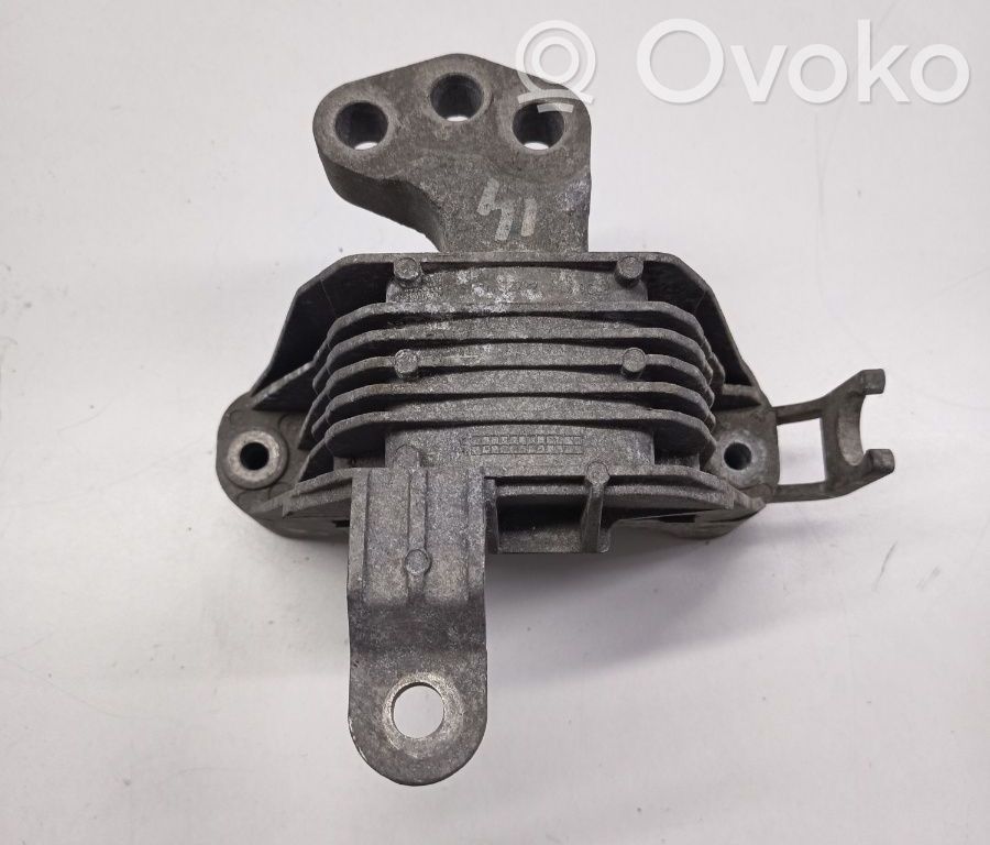 Engine mount bracket   13248476