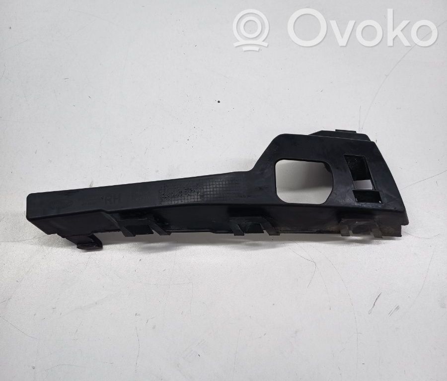 Ford Focus Priekšpusē bampera turētājs 